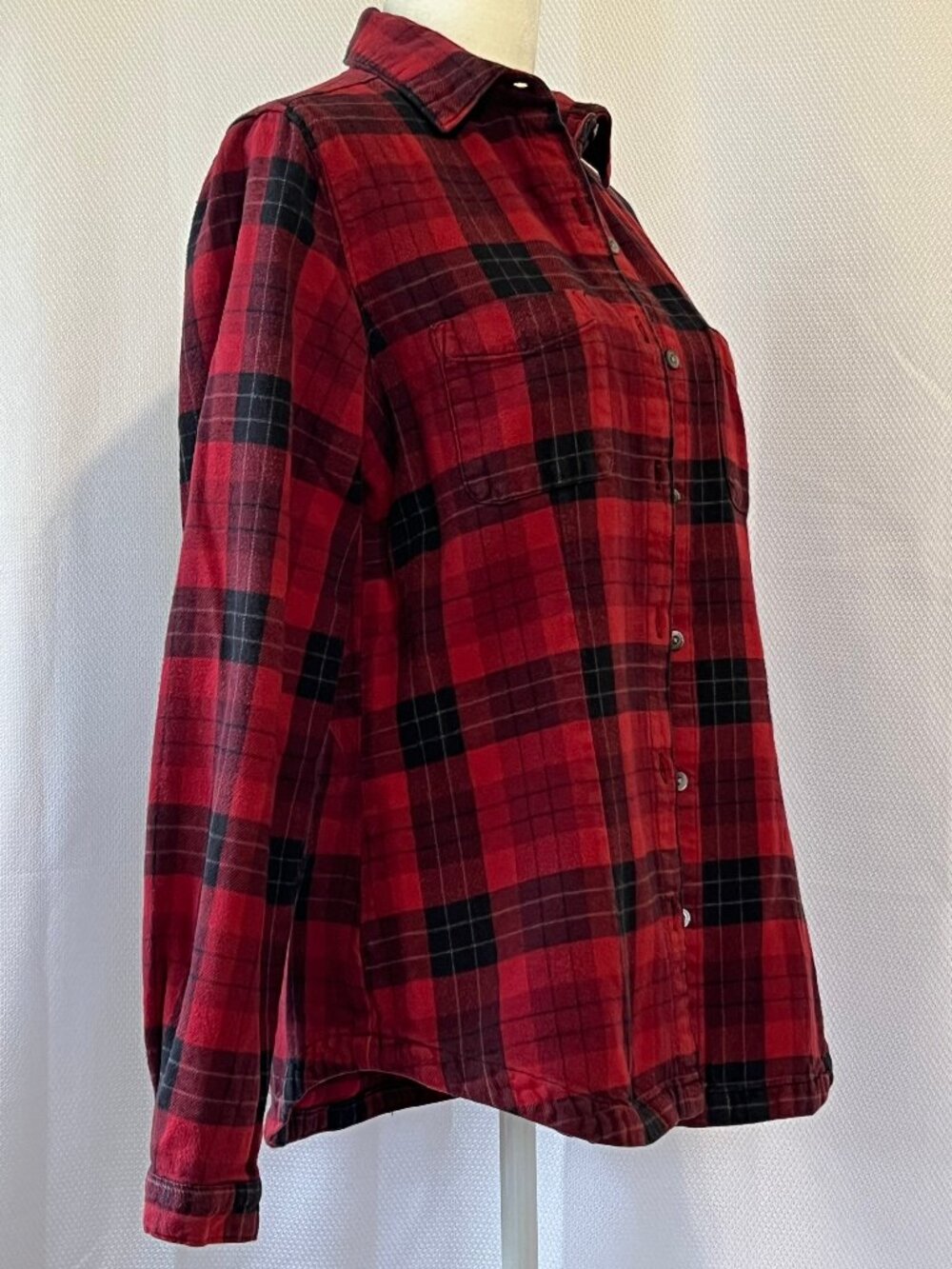 Vintage Woolrich Women's Regular Heirloom Red Plaid Flannel Shirt - Picture 8 of 16